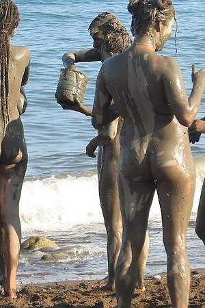 Unqualified caper amateurish girlfriends plus nudists take homem...